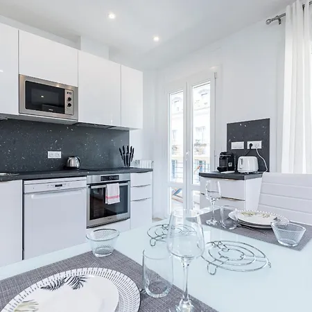 Apartment Quiet 1 Bdr Downtown Terrace Ac & Parking Nizza