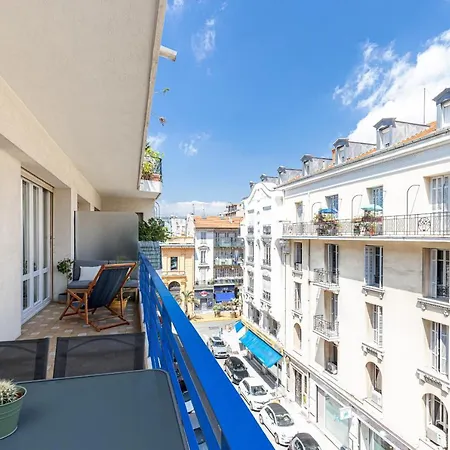 Quiet 1 Bdr Downtown Terrace Ac & Parking 公寓 *